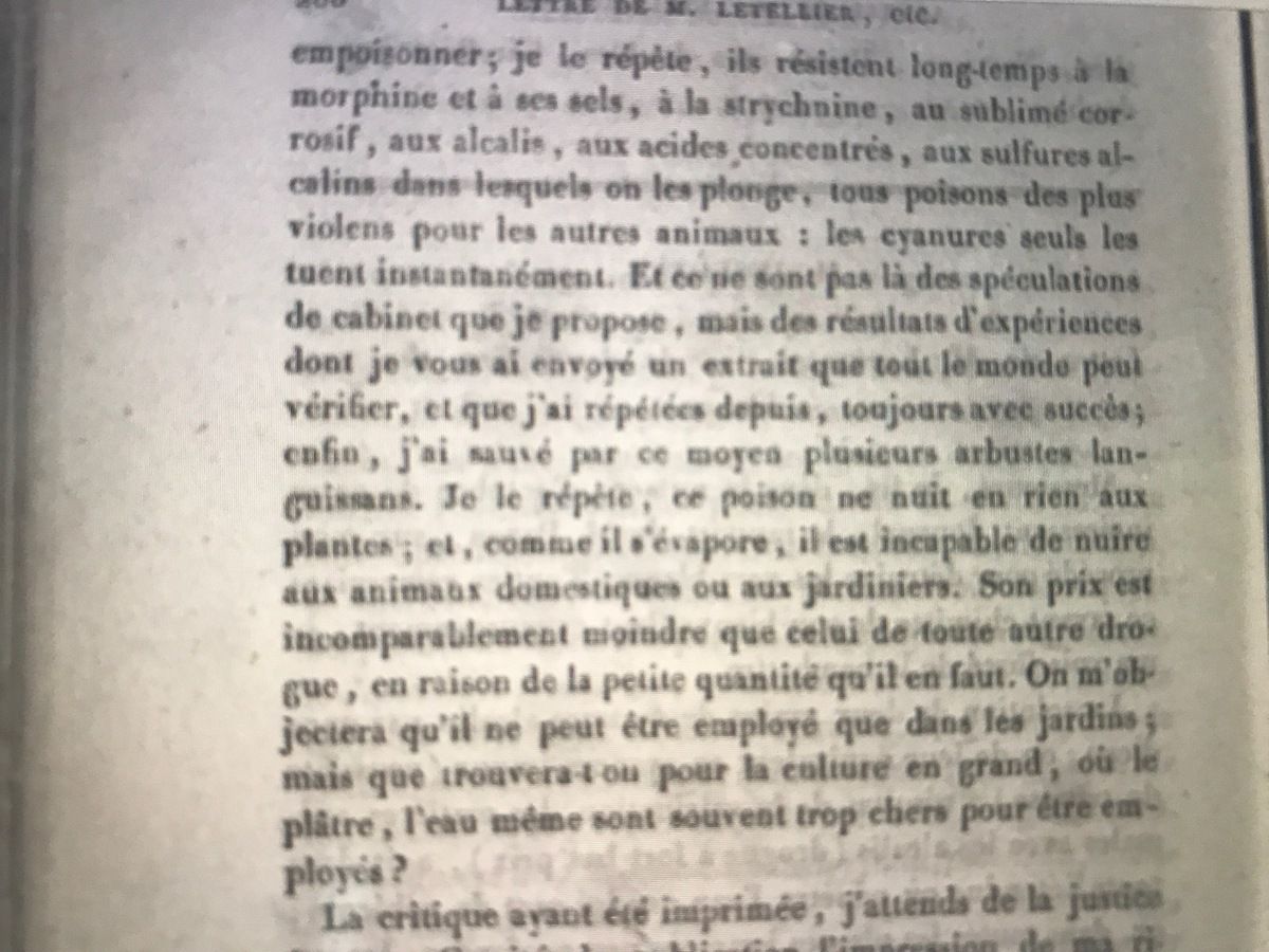 Annales de la Société Royale d'horticulture de Paris, 1836, page 279-280 : une des multiples propositions de destruction des vers blancs