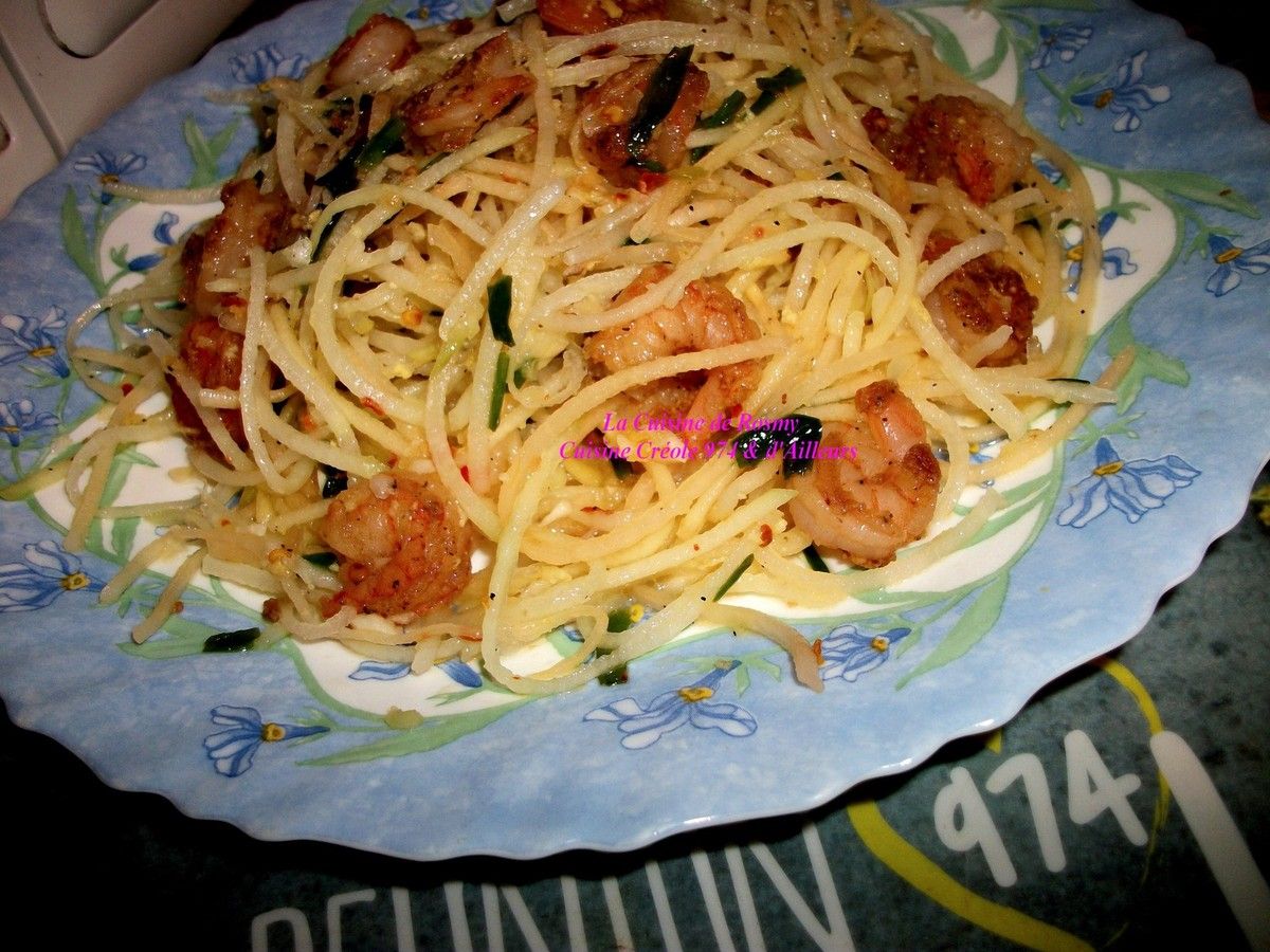Salade De Papaye Verte Aux Crevettes La Cuisine Reunionnaise D Ailleurs La Cuisine De Rosmy