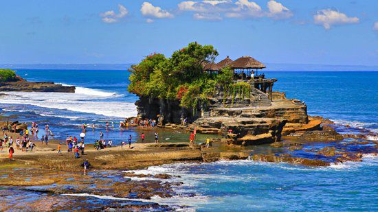 Pura tanah lot temple on a budget trip to Singapore and Bali