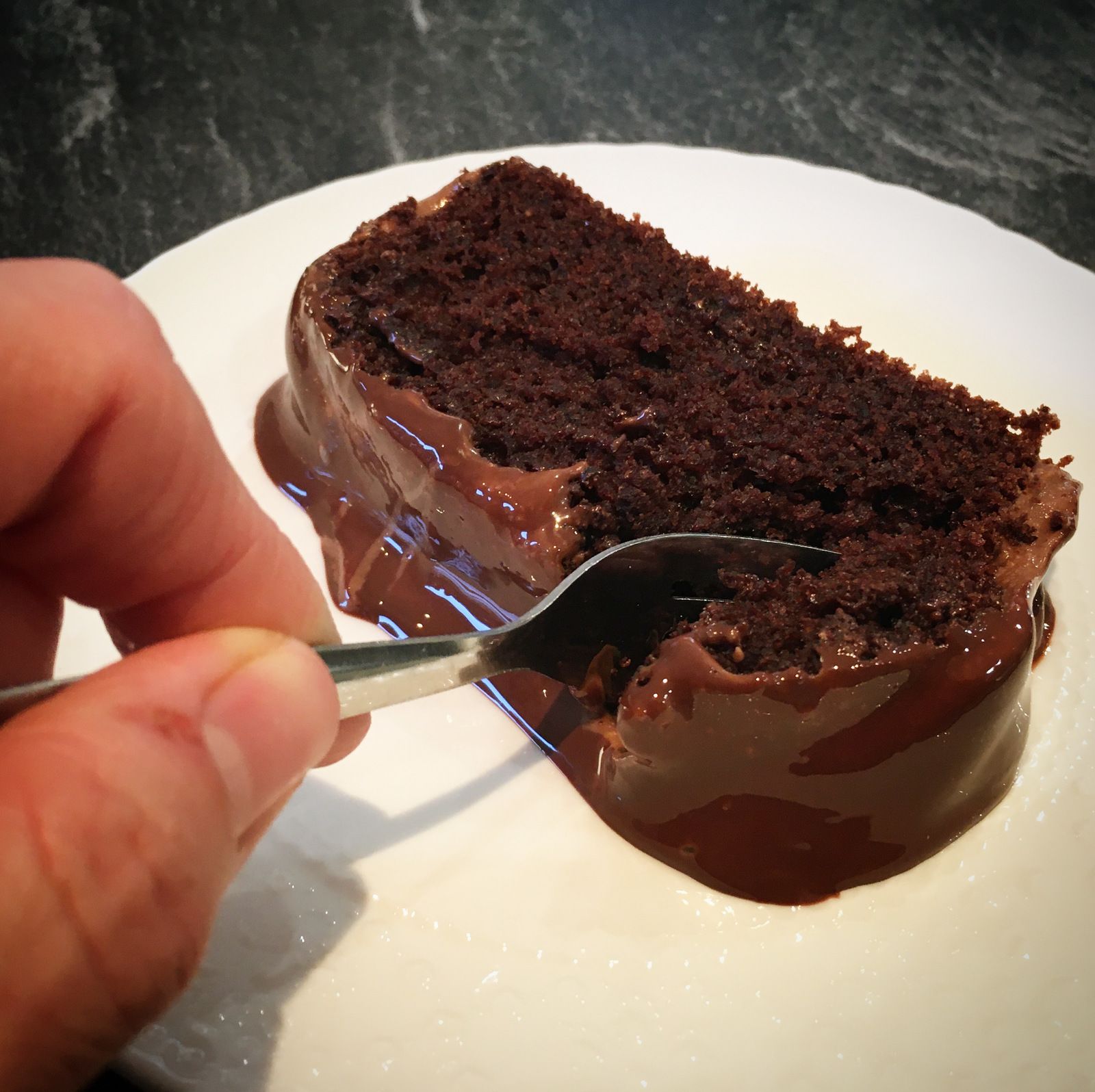 Ce Cake Est Decadent Cake Chocolat Gianduja Completement Addictif Mon Bec Sucre