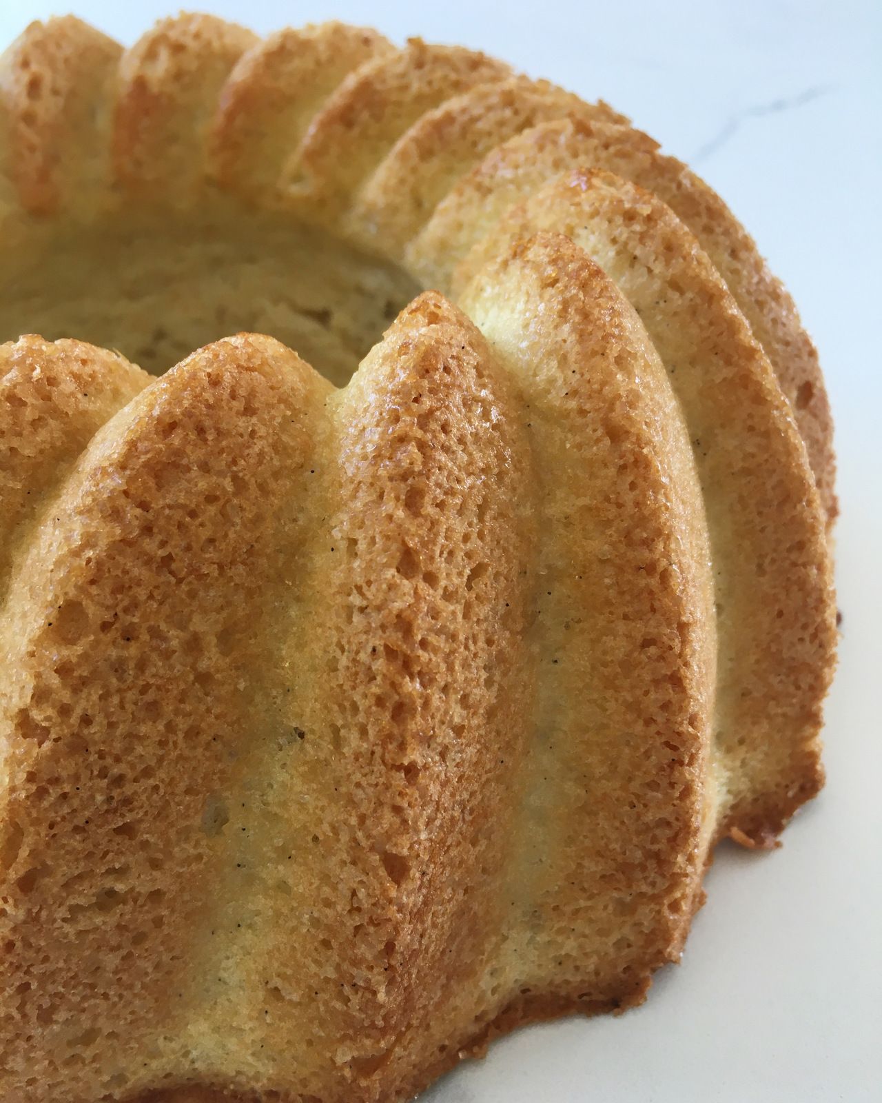 Gateau Vanille Aux 8 Blancs D Oeuf Recycler Ses Blancs D Oeuf Congeles Mon Bec Sucre