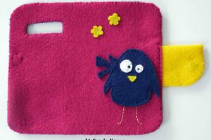 Pochette de téléphone en feutrine
