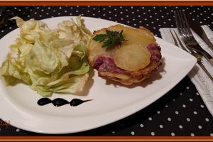 Tatin de pommes de terre, magret de canard fumé et Comté