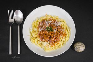 Spaghetti bolognese végétarienne à la protéine vegan de potiron avec mon partenaire Elixanatur