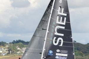 Douarnenez Fastnet Solo : A la poursuite du top 5 !