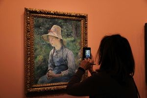Une toile de Pissarro spoliée pendant la Seconde Guerre mondiale réapparaît dans un musée à Paris