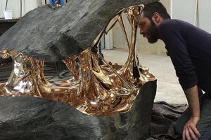ESCULTURAS DE BRONCE QUE PARECEN VENIR DE OTRO PLANETA