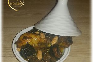 Tajine de Poulet aux pruneaux et amandes