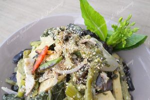 Soup Phak (recette de légumes cuits à la vapeur)