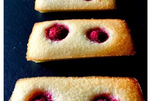 Financiers aux framboises sans gluten et sans lactose