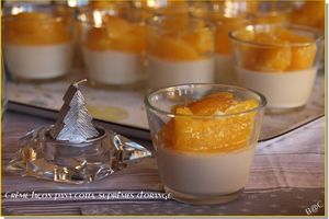 Petites verrines de crème vanille, suprêmes d'orange