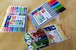 Feutres Triplus et crayons Noris de Staedtler