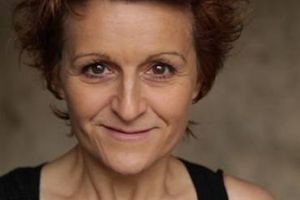 Entretien avec Anne Bourgeois, metteure en scène de la pièce Hôtel des deux mondes.