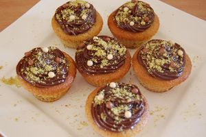 Cupcakes moelleux à la pistache, coeur fondant au nutella