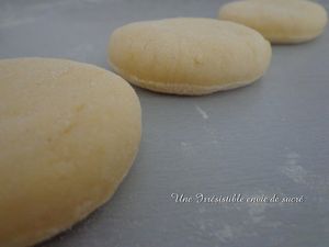 Boule de berlin à la crème patissière