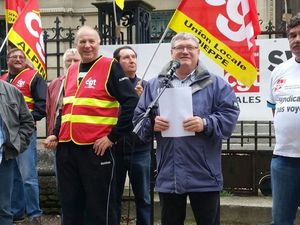Libertés syndicales: rassemblement devant le tribunal de Dieppe