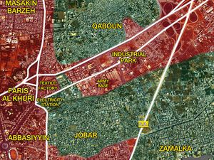 Les quartiers rebelles de Qaboun, Jobar et Zamalka à l'est de Damas au 22/03 et 05/05/2017 (cliquez pour agrandir).