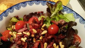 recette facile et rapide de salade aux oeufs pochés