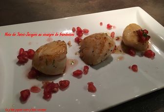 Noix de Saint-Jacques au vinaigre de framboise