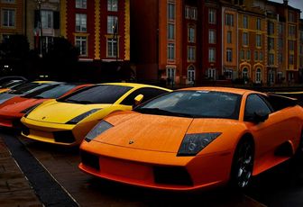 Lamborghini tout en couleurs