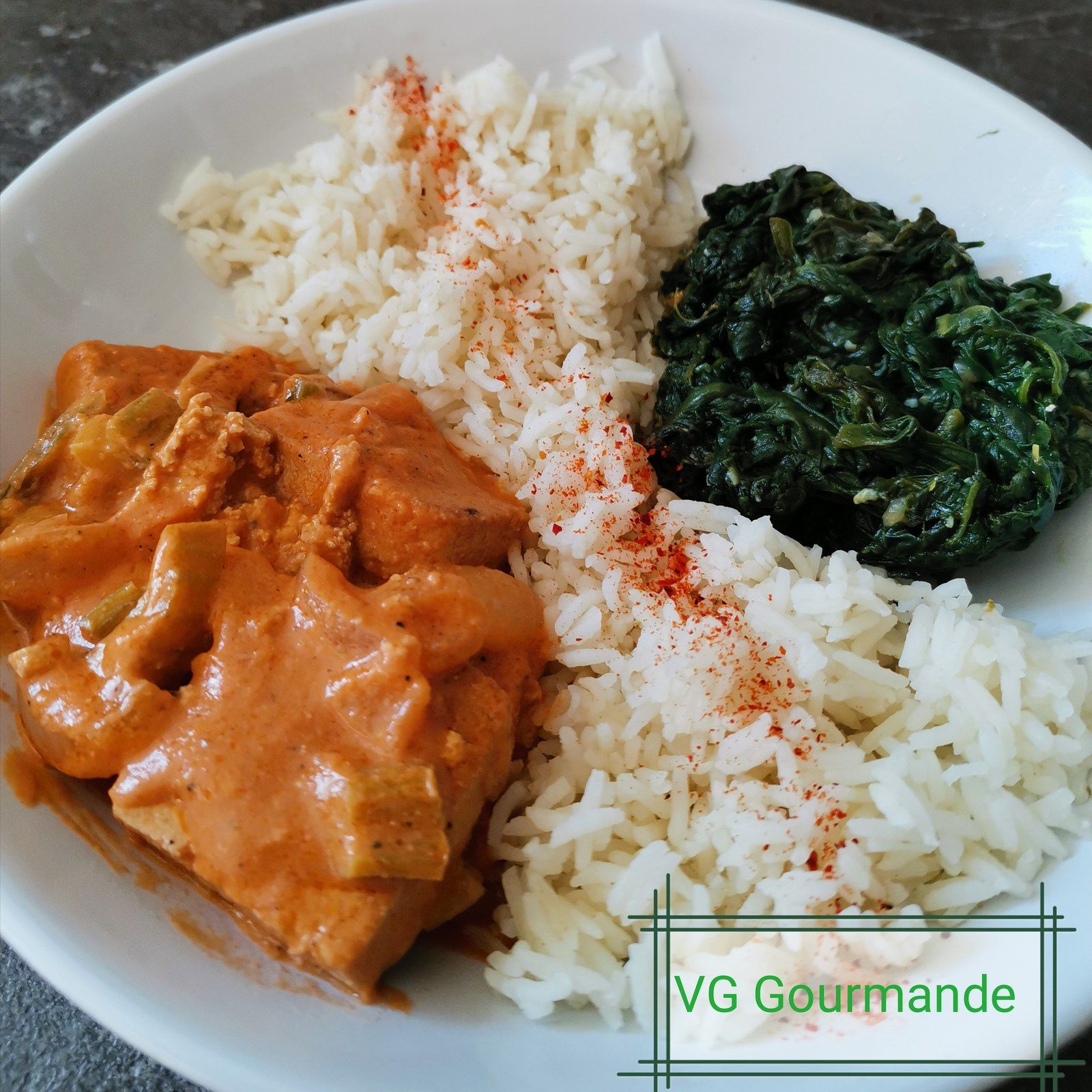 Une nouvelle version de tofu, à la sauce arachide ! VG gourmande