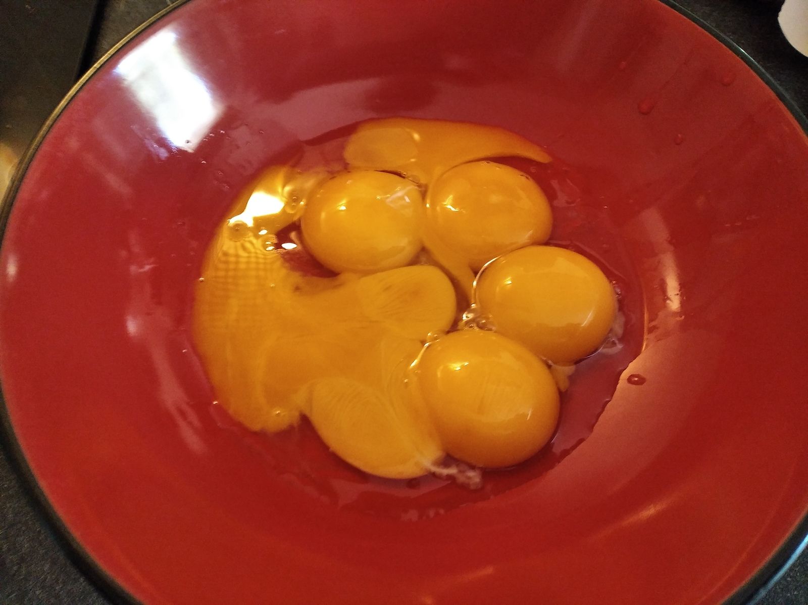 Jaune d'oeufs pour mousse au chocolat