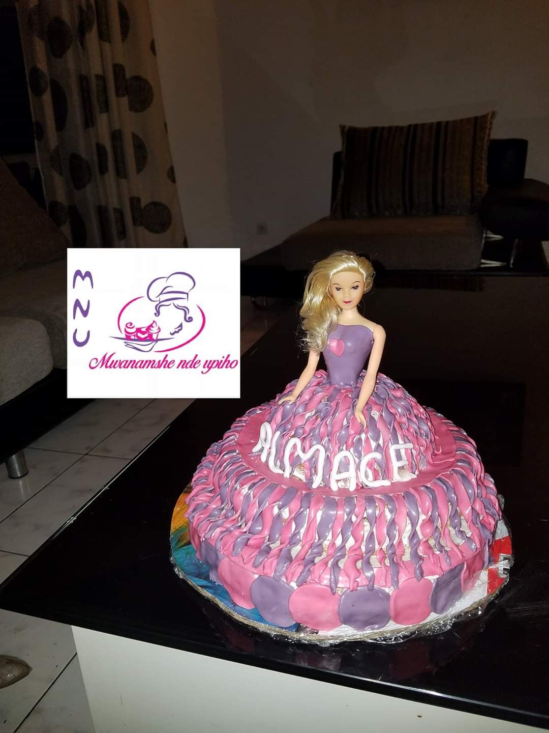 Gateau Barbie Rose Violet Almace Mwanamshe Nde Upiho Gateau Barbie Rose Violet Almace Mwanamshe Nde Upiho