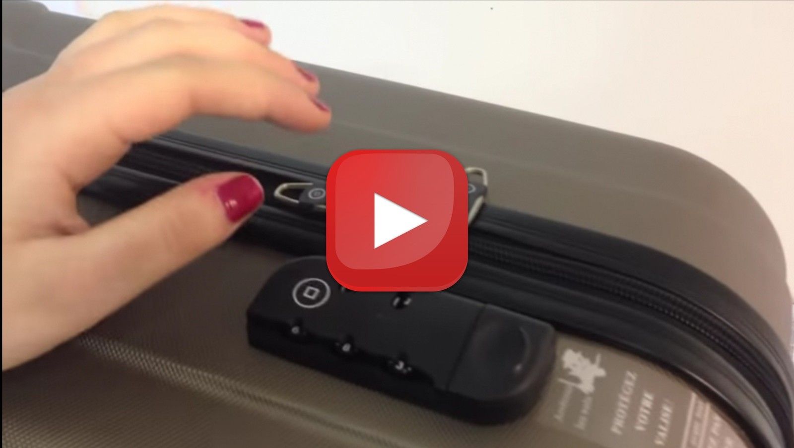 Vous avez oublié le code de votre valise ? Pas de panique C DINGUE