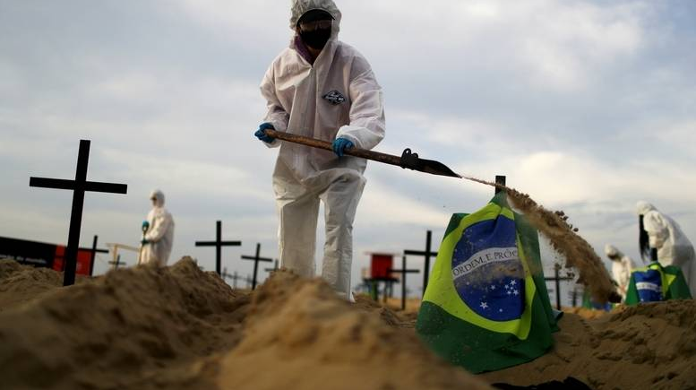 Brazil surpasses 70,000 coronavirus deaths: official