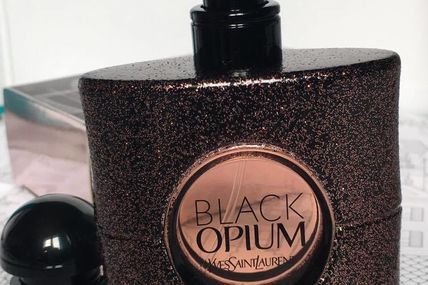 L'eau de toilette "Black Opium" de Yves Saint Laurent