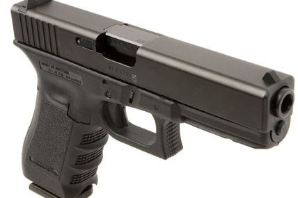 Pistolet 9 mm : cartouche chambrée ou non ? le SDPM répond
