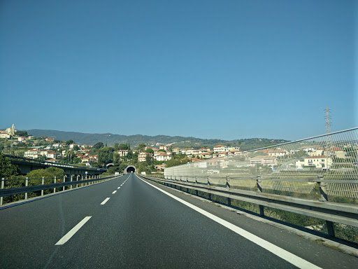 Sur l'autoroute en Italie