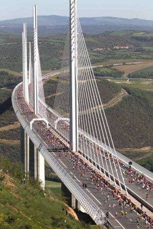 L'ASPTT Nice à la Course du Viaduc de Millau 2014