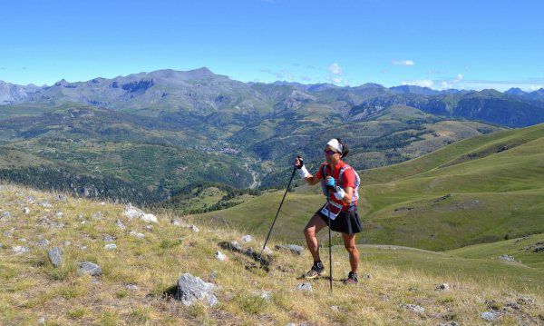 Valberg Trail 2017 - Amandine Ginouves 3ème et Isabelle Belia 5ème sur 47 km........... Top 10 pour Charly Dalfin (25 km) et Romain Maurel (12 km),  Marie Viez 4ème sur 12 km