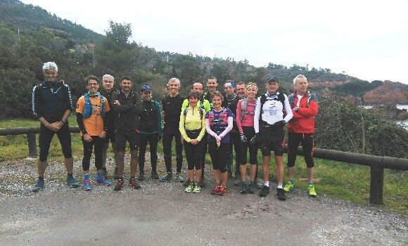 L'Estérel, terrain de jeu pour Fartlek taille XXL - L'ASPTT Nice Côte d'Azur sur sentiers...
