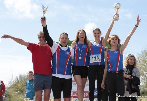 Ascension du Col de Vence 2019 - L'équipe féminine de l'ASPTT Nice Côte d'Azur 2ème