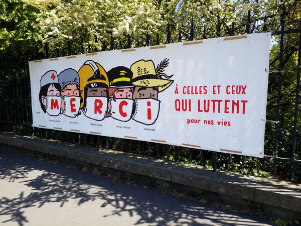 Le virus à trois faces