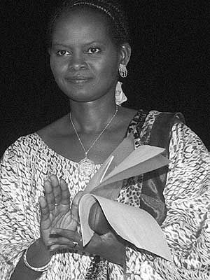 Le 26 septembre 1999, elle est devenue la première africaine à recevoir le prix de Nuremberg, en Allemagne. Crédit : DR