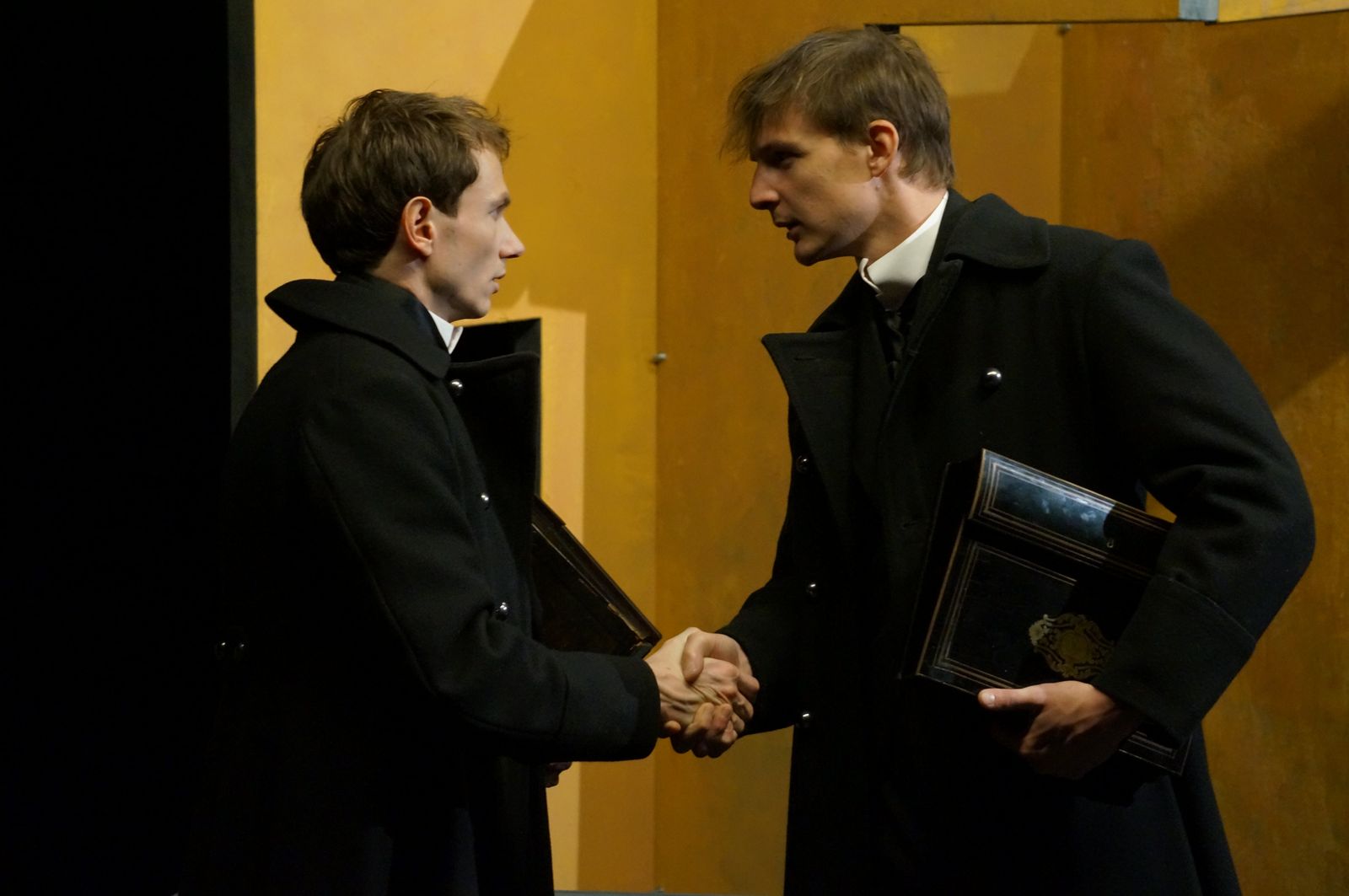 LE DOUBLE- Copyright Ben Dumas (10) - copie.jpg