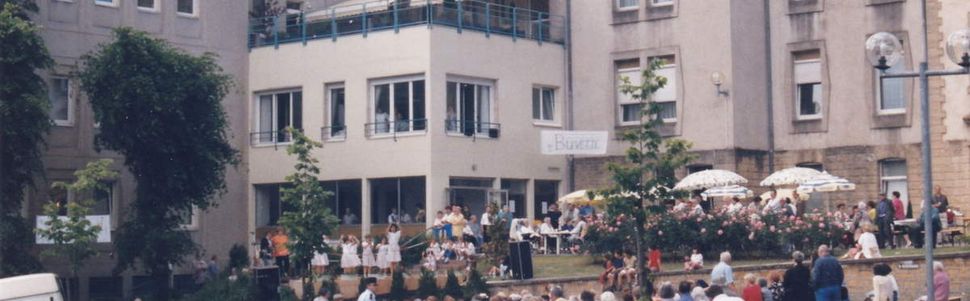 Fête de la Musique 1998 devant l'hôpital d'Alpha Santé à Algrange