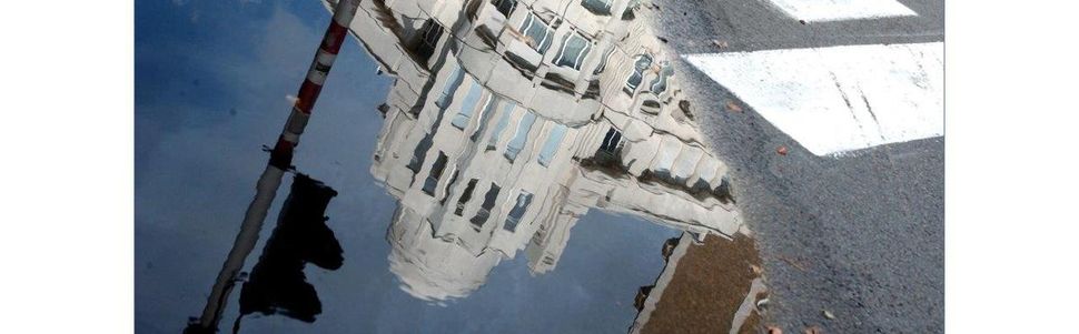 Un cliché de Georges Strens « Reflet étoile », Ixelles, Bruxelles, BE